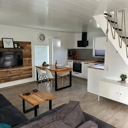 Holiday home Ferienhaus Zee-tijd