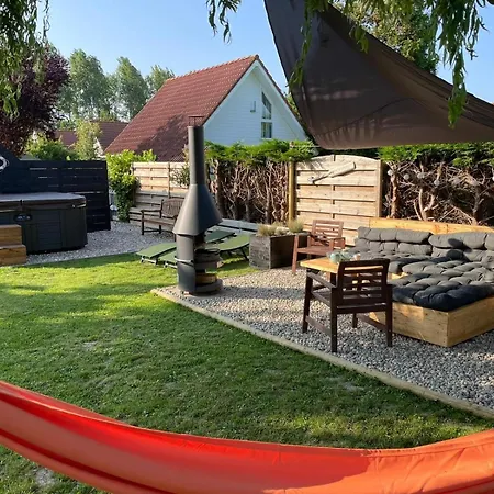 Holiday home Zee-tijd Herkingen