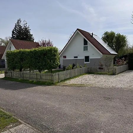 Zee-tijd Holiday home